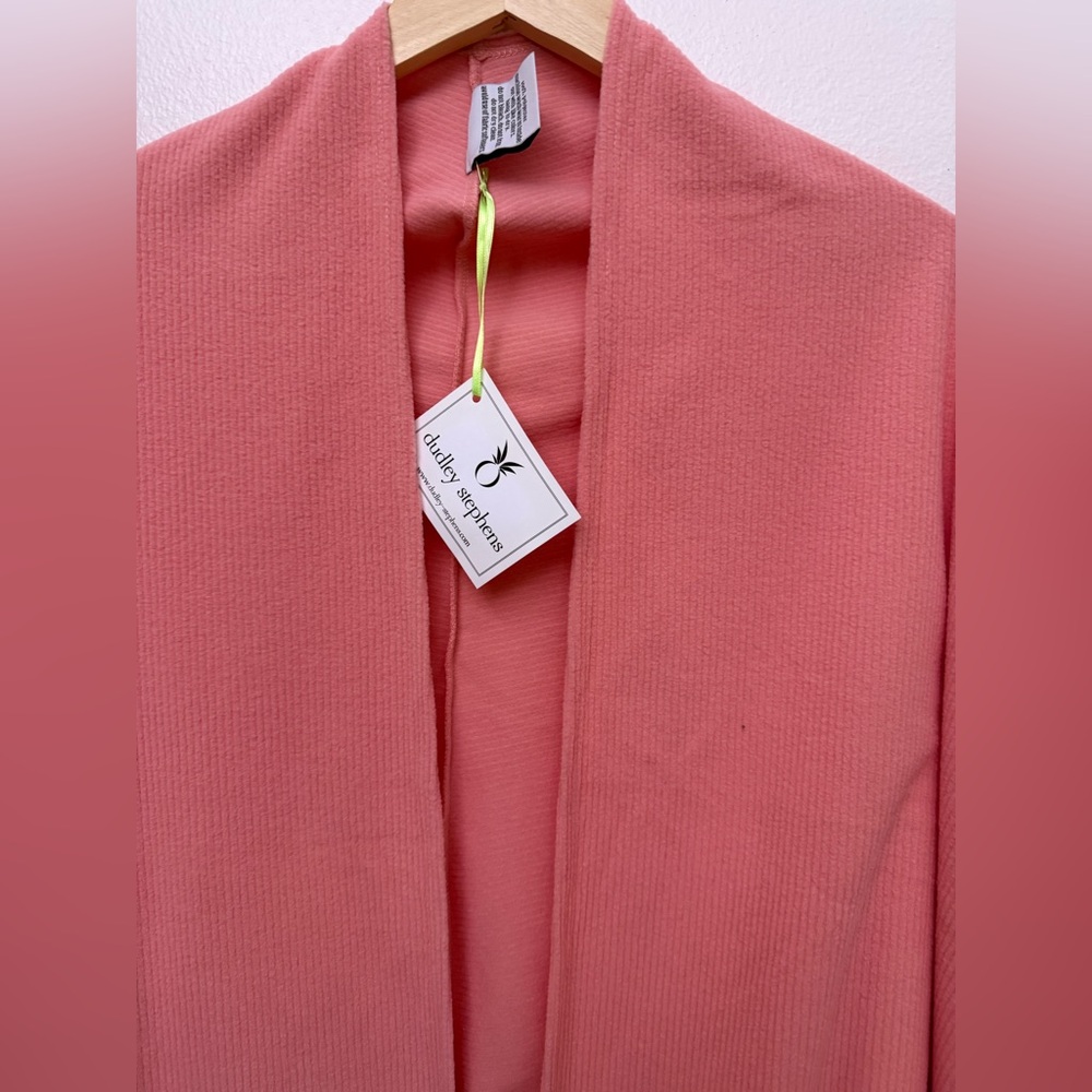 NWT Dudley Stephens Spring St Ribbed Fleece Island Coral Scarf Shawl Cardigan OS - Picture 3 of 6